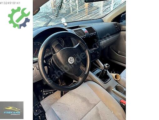 Volkswagen Jetta Torpido çıkma parça