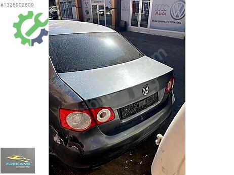 Volkswagen Jetta Stop çıkma parça