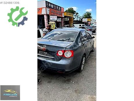 Volkswagen Jetta Bagaj Kapağı çıkma parça