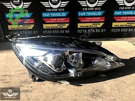 Peugeot 308 Sağ Ön Far çıkma parça