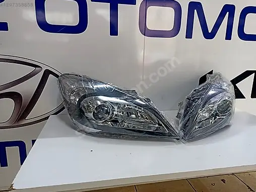 Kia Cee'd Sağ Ön Far çıkma parça