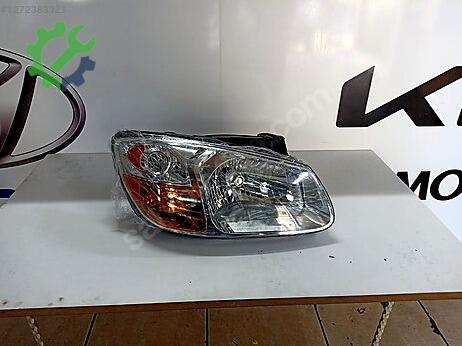 Kia Cerato Sağ Ön Far çıkma parça