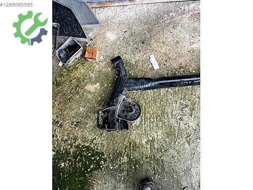 Kia Cerato Arka Dingil çıkma parça