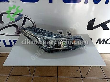 Kia Cerato Sağ Ön Far çıkma parça