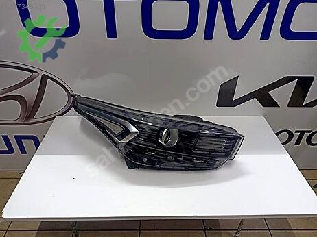Kia Cerato Sağ Ön Far çıkma parça