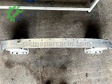 Kia EV9 Ön Tampon Demiri çıkma parça