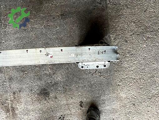 Kia EV9 Ön Tampon Demiri çıkma parça