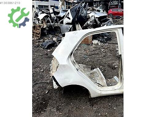 Kia Picanto Sağ Arka Çamurluk çıkma parça