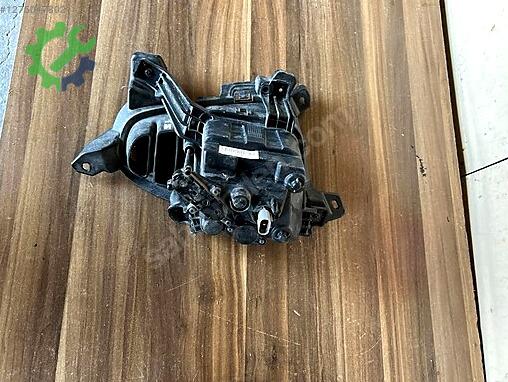 Kia Sorento Sis Farı Çerçevesi 92202-C5600 çıkma parça