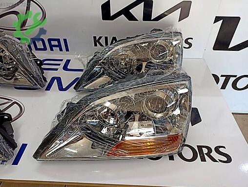 Kia Sorento Sağ Ön Far çıkma parça