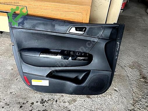 Kia Sportage Sol Ön Kapı çıkma parça