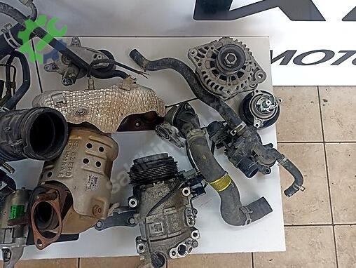 Kia Stonic Gaz Kelebeği çıkma parça
