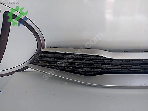 Kia Stonic Ön Panjur çıkma parça