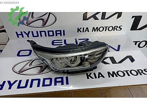 Kia Stonic Sağ Ön Far çıkma parça