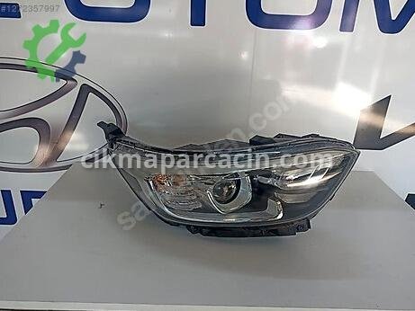 Kia Stonic Sağ Ön Far çıkma parça
