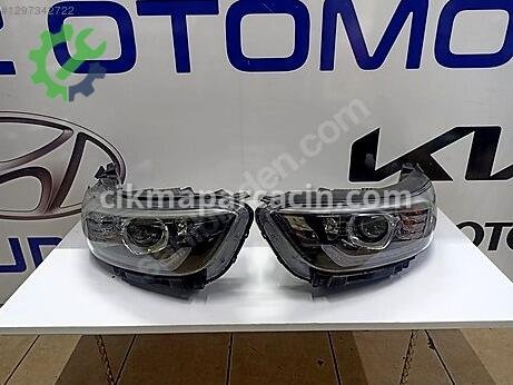 Kia Stonic Sağ Ön Far çıkma parça