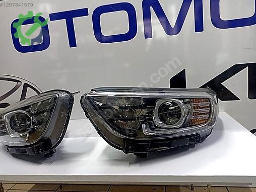 Kia Stonic Sağ Ön Far çıkma parça