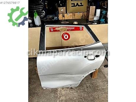 Kia Stonic Sol Arka Kapı çıkma parça