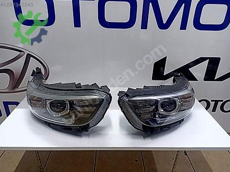 Kia Stonic Sol Ön Far çıkma parça
