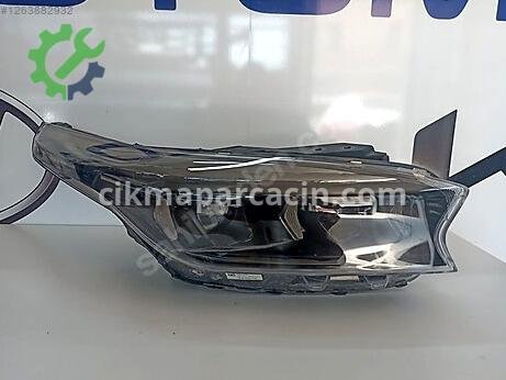 Kia Xceed Sağ Ön Far çıkma parça