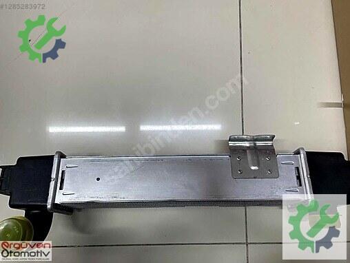 Kia Sorento Intercooler Radyatörü 28190-4A101 çıkma parça