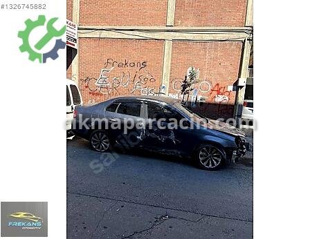 Volkswagen Jetta Klima Kompresörü çıkma parça