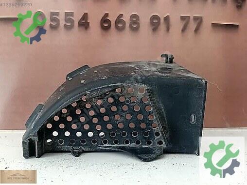 Porsche Macan Ön Hava Kanalı 95B121699 çıkma parça