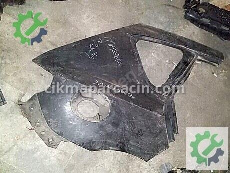 Mazda 3 Sağ Arka Çamurluk çıkma parça