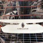 MEGANE 4 BAGAJ KAPAĞI KAPLAMASI