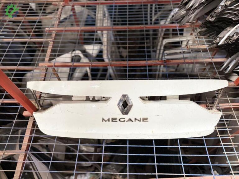 Renault Megane Bagaj Kapağı çıkma parça
