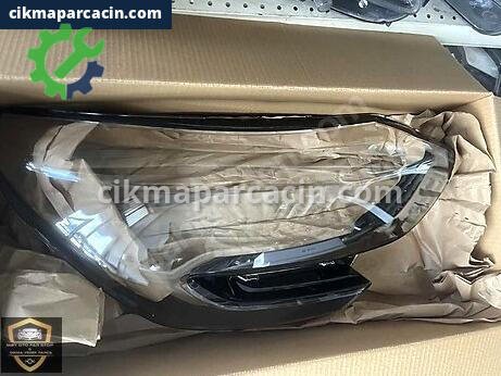 Renault Megane Sağ Ön Far çıkma parça