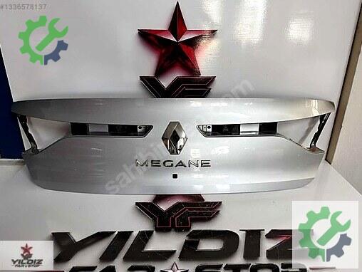 Renault Megane Bagaj Plastiği çıkma parça