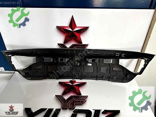 Renault Megane Bagaj Plastiği çıkma parça