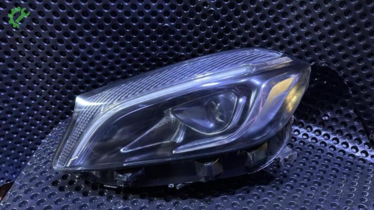 Mercedes-Benz A Serisi Far çıkma parça