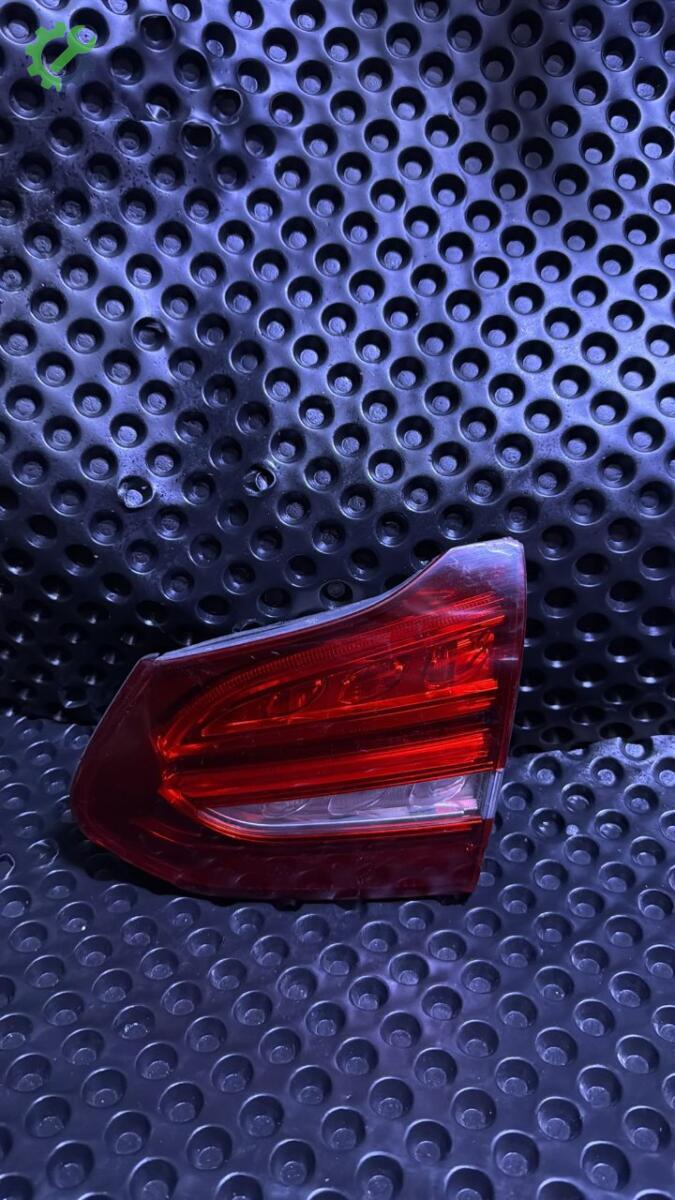 Mercedes-Benz C Serisi Sağ İç Stop çıkma parça