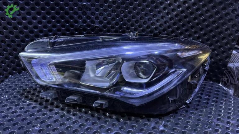 Mercedes-Benz CLA Far çıkma parça