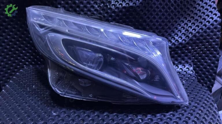 Mercedes-Benz Vito Far çıkma parça