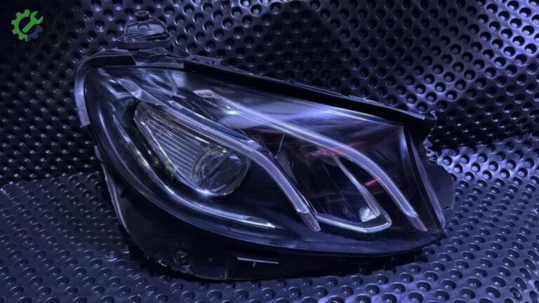 Mercedes-Benz E Serisi Far çıkma parça