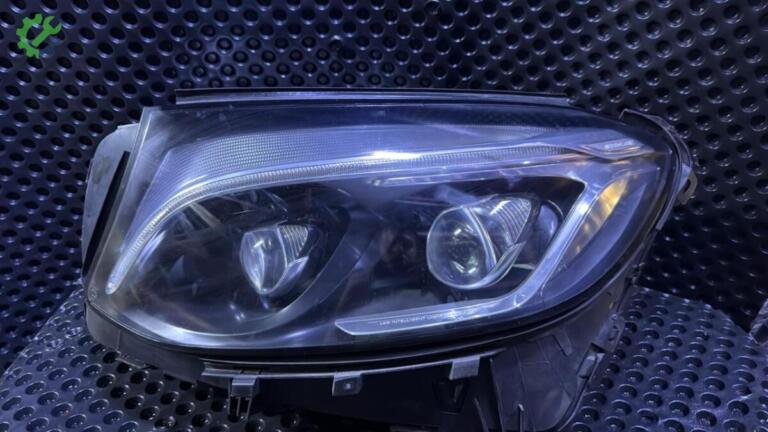 Mercedes-Benz GLC Far çıkma parça