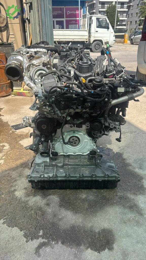 Mercedes-Benz Vito Sandık Motor çıkma parça