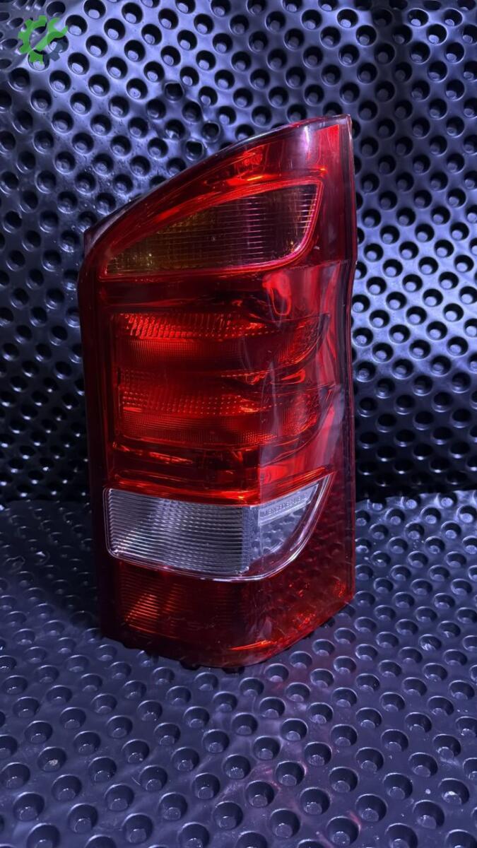 Mercedes-Benz Vito Sağ Stop çıkma parça
