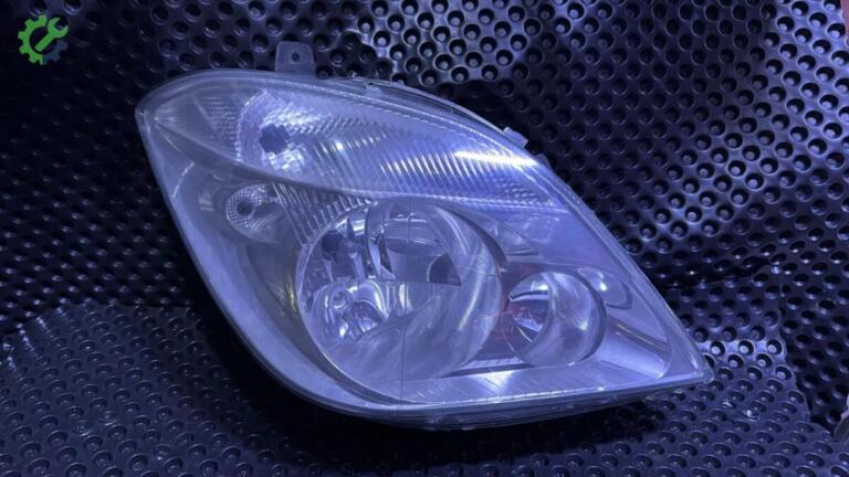 Mercedes-Benz Sprinter Far çıkma parça
