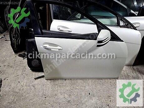 Mercedes-Benz C Sağ Ön Kapı çıkma parça