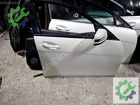 Mercedes-Benz C Sağ Ön Kapı çıkma parça