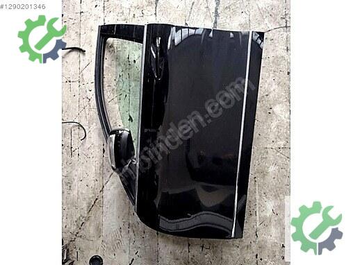 Mercedes-Benz C Sol Ön Kapı çıkma parça