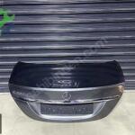 MERCEDES BENZ C SERİSİ W205 FÜME BAGAJ KAPAĞI
