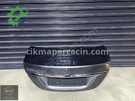 Mercedes-Benz C Bagaj Kapağı çıkma parça
