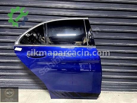 Mercedes-Benz C Sağ Arka Kapı çıkma parça