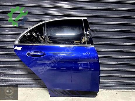 Mercedes-Benz C Sağ Arka Kapı çıkma parça