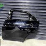 MERCEDES BENZ E SERİSİ W212 SOL ARKA KAPI SİYAH